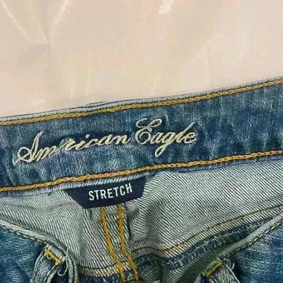 American eagle distressed shorts Womens Sz 4 | EUC - Picture 5 of 5